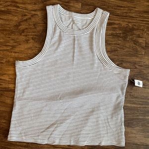 NWT - Old navy Ribbed knit cropped tank top - XXL TALL